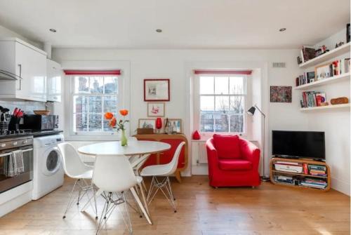 Leabridge Apartment | Hackney - Cozy East London 2-bedroom flat