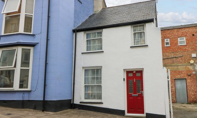 Aberystwyth Cottage | HAFAN FACH, pet friendly, character holiday cottage in Aberystwyth