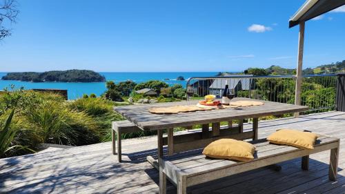 Hahei House | Hahei Island Outlook