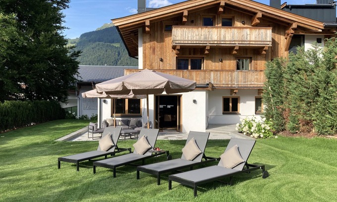 Kitzbuehel House | HAHNENKAMM SUITE DELUXE Wellnes & Ski-In/Ski-Out