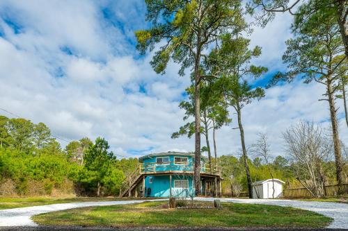 Piney Island House | Hailey's Roundhouse - New & Unique Home w/Water Access!