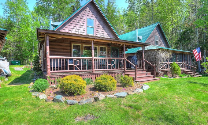 Rangeley Cabin | Haines Landing - 7 Spruce Street - shared waterfront on Mooselook