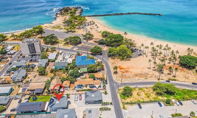 Waianae Villa | Hale Piko 2 Private Rooms & Bath: 500 ft. from beach!