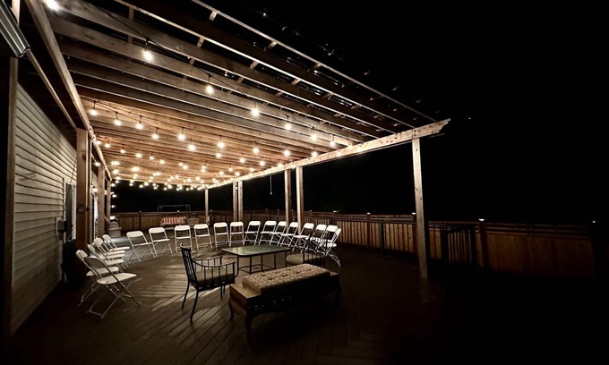 Echo Lake House | Half duplex with large deck, office, and master ensuite