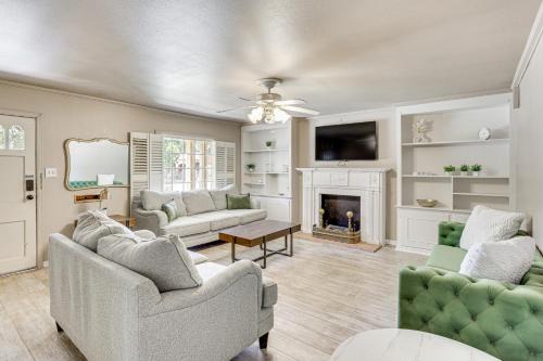 South Overton House | Half-Mi to Campus! Lubbock Home with Fenced Yard