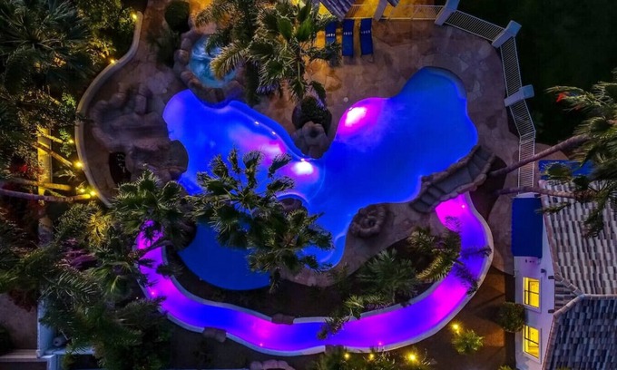 Central Scottsdale House | $ HALF MILLION DOLLAR POOL w/LAZY RIVER $