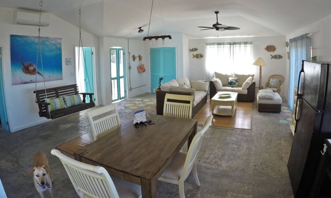 Stella Maris Cottage | Half Moon Cottage - Ocean View in Stella Maris Settlement on Long Island