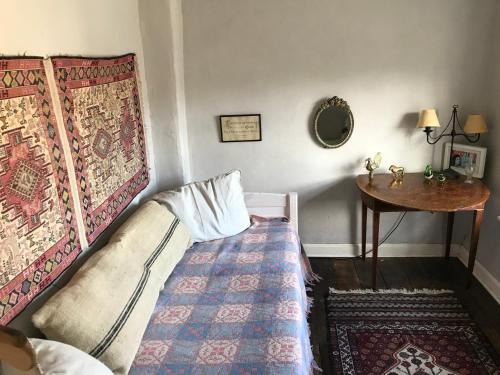 Hay on Wye Apartment | Half Moon House top flat