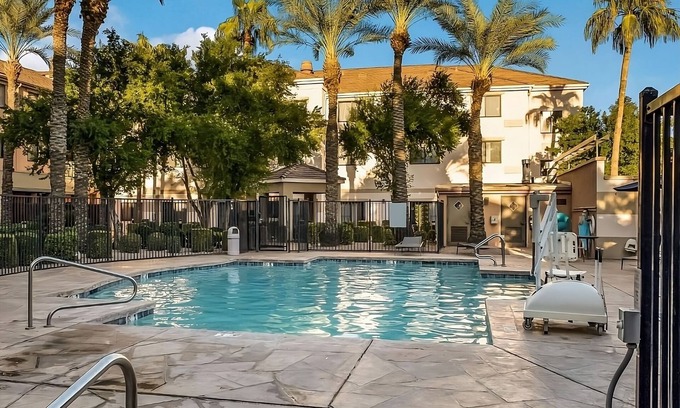 Chandler Apartment | Hall of Flame Museum of Firefighting! Comfortable Unit w/Pool view, Onsite Pool