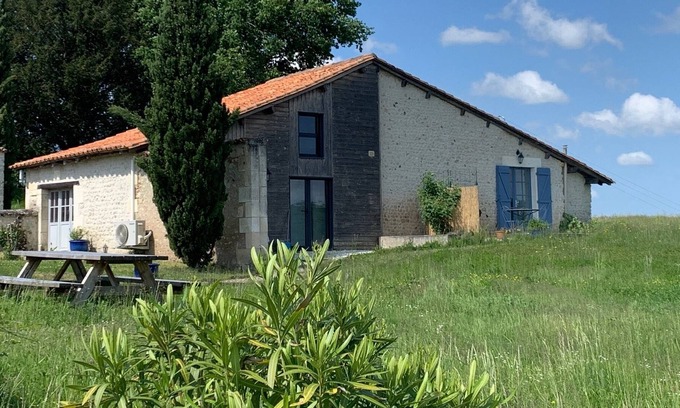 Juignac House | Hallyday at Bassinaud