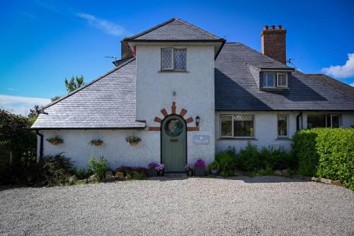 Lelant Bed & Breakfast | Halwell Lodge