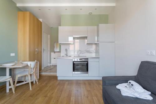 Jean Moulin - Marius Berliet Apartment | Hamac Suites - Monplaisir fully equipped studio-2p