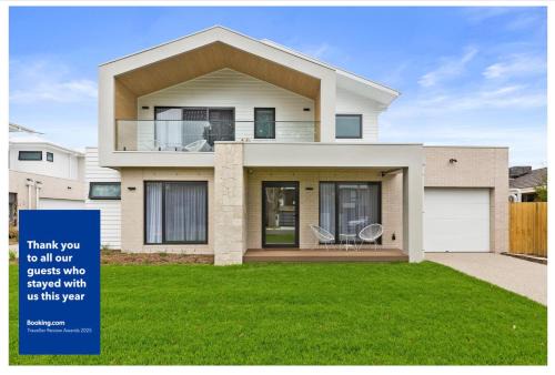 Safety Beach House | Hamilton By The Bay 6 Newly Built