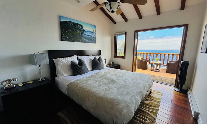 Avalon Villa | Hamilton Cove ocean front luxury Villa Spectacular Views w/electric cart