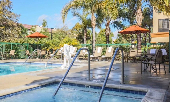 Camarillo Hotel | Hampton Inn And Suites Camarillo