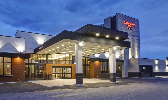 St. Catharines Hotel | Hampton Inn by Hilton St. Catharines Niagara