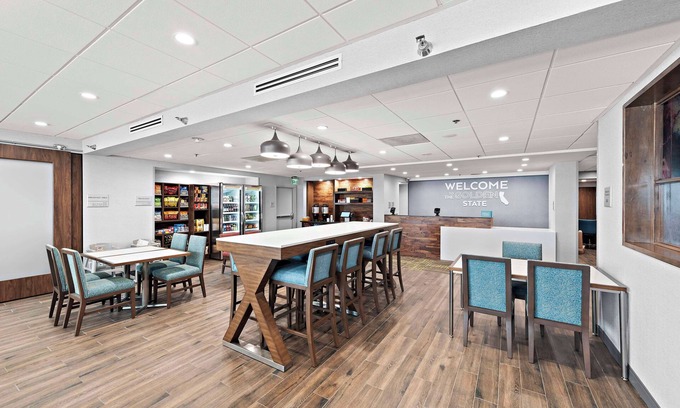 Inglewood Hotel | Hampton Inn by Hilton Los Angeles Airport