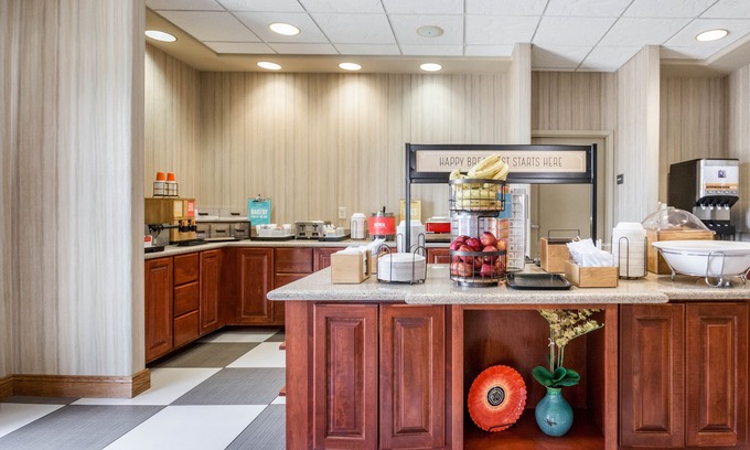 Derby Hotel | Hampton Inn Derby Wichita Southeast