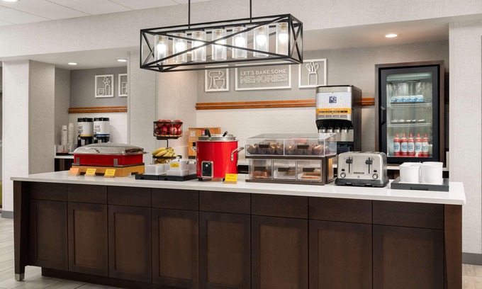 Fairfax Hotel | Hampton Inn Fairfax City