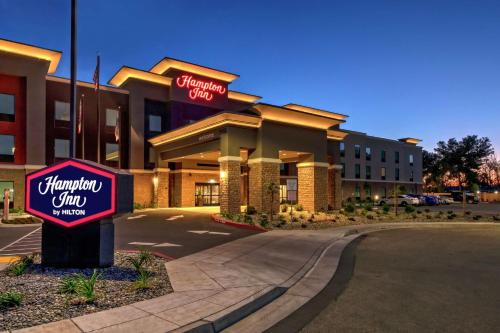 Roosevelt Hotel | Hampton Inn Fresno Airport