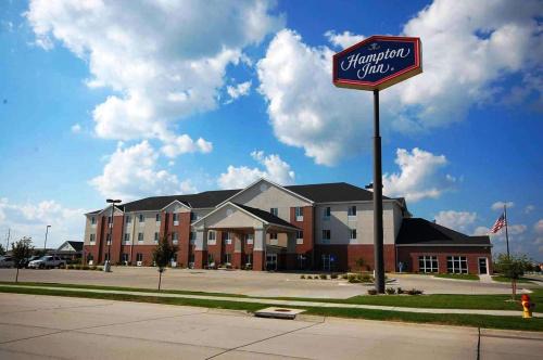 Grand Island Hotel | Hampton Inn Grand Island