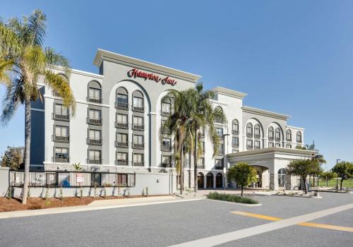 Harbor Hotel | Hampton Inn Los Angeles/Carson