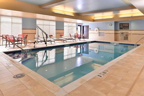 Potsdam Hotel | Hampton Inn Potsdam