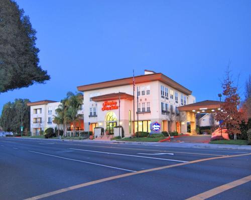 Jackson Park Hotel | Hampton Inn & Suites Mountain View