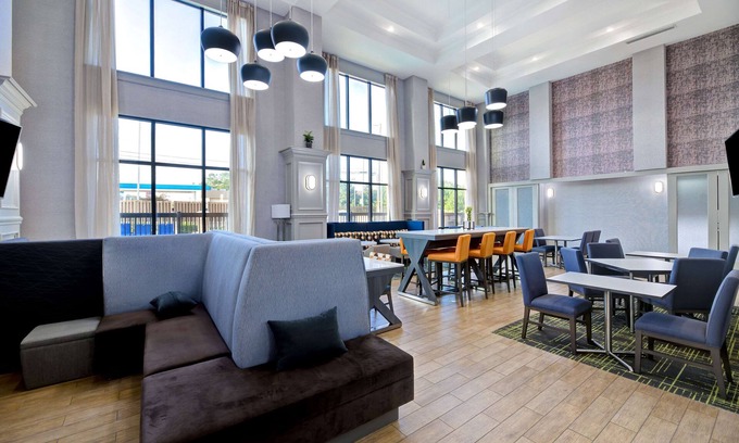 Nacogdoches Hotel | Hampton Inn & Suites Nacogdoches
