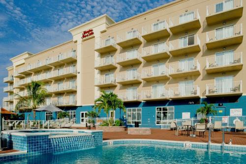 Midtown Ocean City Hotel | Hampton Inn & Suites Ocean City Bayfront-Convention Center