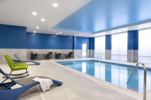 St. Charles Hotel | Hampton Inn & Suites St Charles Old Town Area, Mo