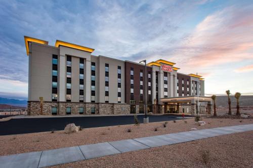 St. George Hotel | Hampton Inn & Suites St. George