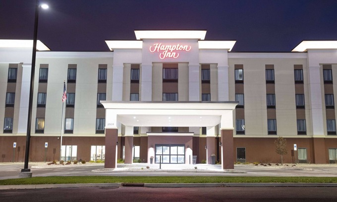 Toledo Hotel | Hampton Inn Toledo/Oregon