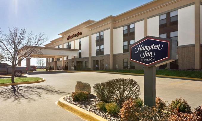 Wichita Hotel | Hampton Inn Wichita-East