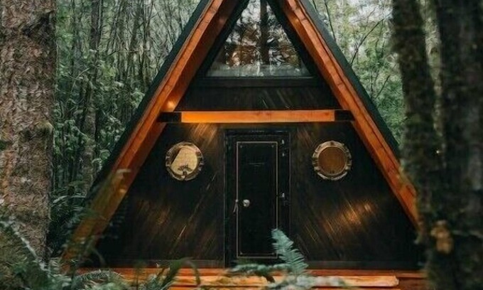 Snohomish House | Hand Crafted A Frame in a private 80 Acre Forest