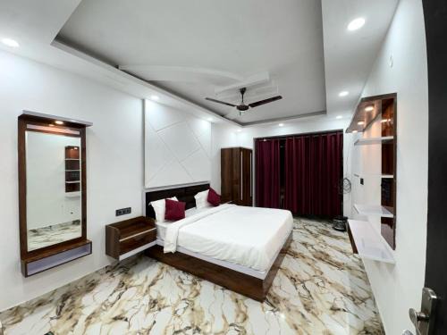 Ayodhya House | Hanumant Vatika