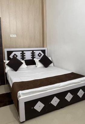 Ayodhya House | Hanumat Retreat