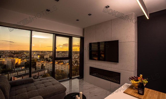 West Pomeranian Voivodeship Apartment | Hanza Tower - BokiejHotels, City View, 16th floor