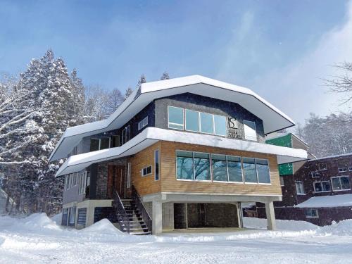 Happo Apartment | Happo Slopeside Apartments