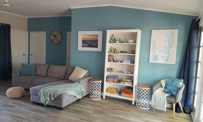Leeman House | Happy Daze Beach House
