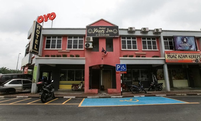 Banting Hotel | Happy Inn Hotel