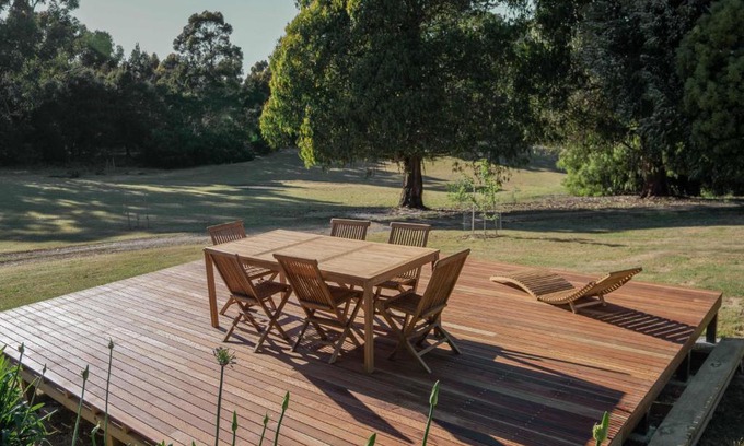 St Helens House | Happy Nomad