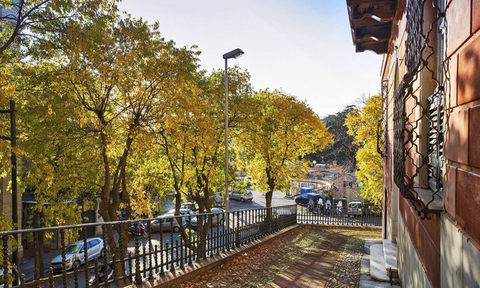 Castelletto Apartment | Happy square in the center by Wonderful Italy
