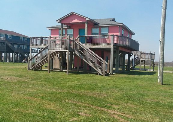 Port Bolivar Cabin | Happyville Cade is a Beautiful cabin with everything provided for a great time.