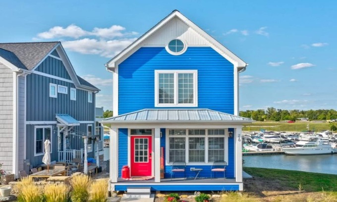 Ottawa House | Harbor Haven | 2 Bed, 2.5 Bath