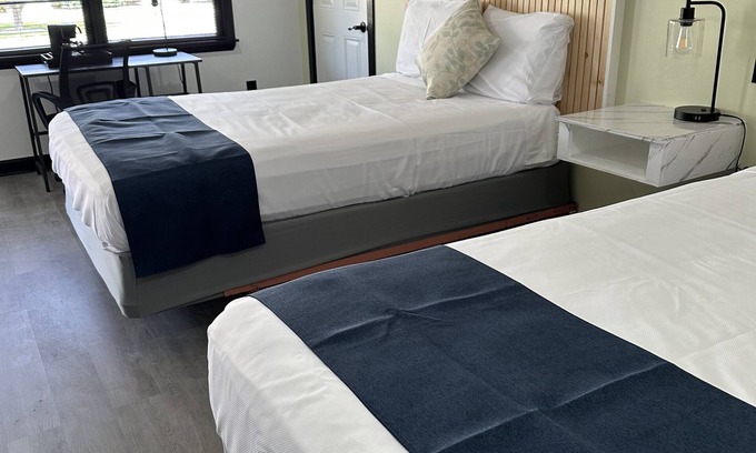 Bass River Hotel | Harborside Suites