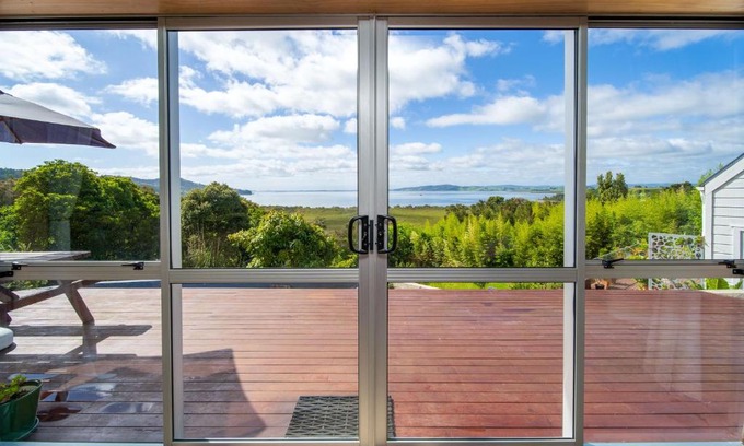Onerahi Apartment | Harbour View