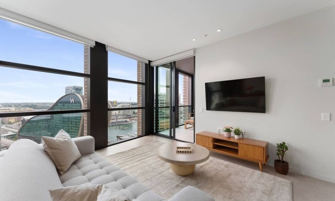 Darling Harbour Apartment | Harbour Views, Fireworks & Secure Parking