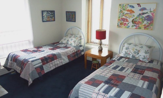 South Haven Condo | Harbours #25, South Haven Vacation Rental Enjoy the beauty of this unit and the great amenities of the Harbours complex!