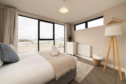 Poole Apartment | Harbourside Apartment